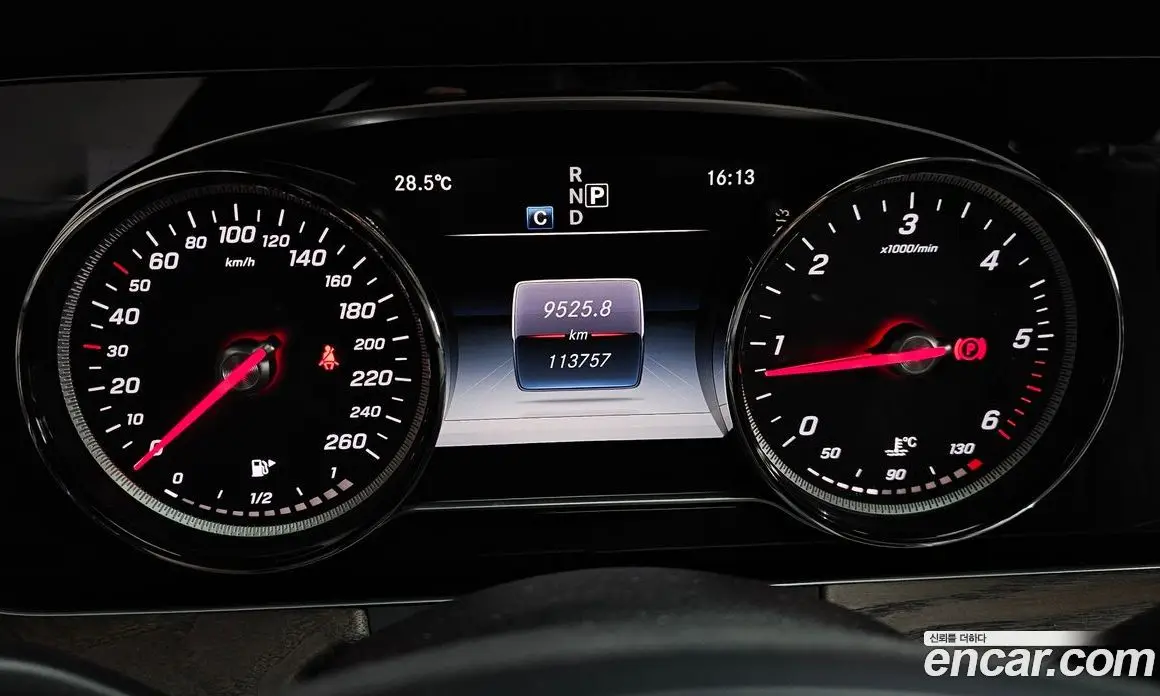 Mercedes-Benz E-Class 2016 1.9 автомат (гидро), фото 8