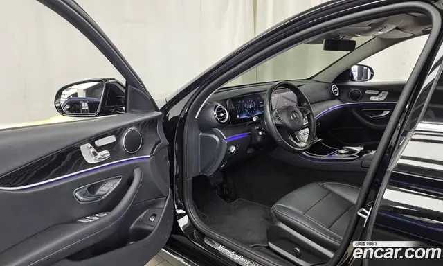Mercedes-Benz E-Class 2016 2.0 автомат (гидро), миниатюра 10