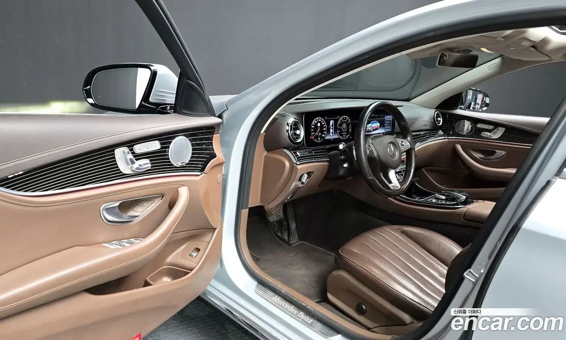 Mercedes-Benz E-Class 2017 3.0 автомат (гидро), фото 11 Mercedes-Benz E-Class 2017 3.0 автомат (гидро), фото 11