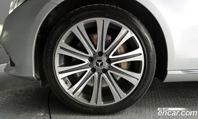 Mercedes-Benz E-Class 2017 3.0 автомат (гидро), миниатюра 5 Mercedes-Benz E-Class 2017 3.0 автомат (гидро), миниатюра 5
