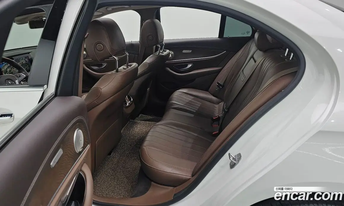 Mercedes-Benz E-Class 2017 1.9 автомат (гидро), фото 12