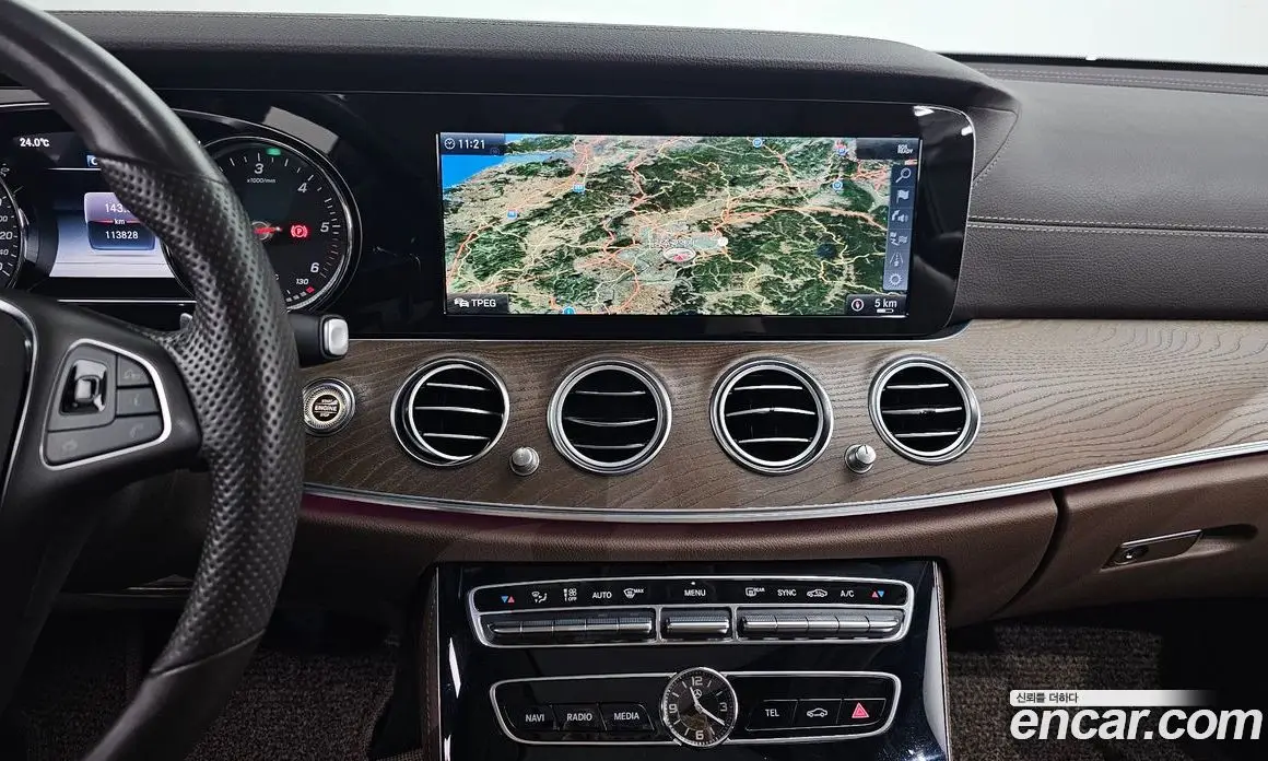 Mercedes-Benz E-Class 2017 1.9 автомат (гидро), фото 14