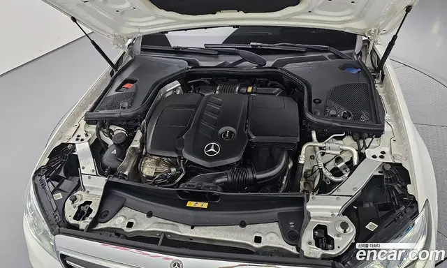 Mercedes-Benz E-Class 2017 1.9 автомат (гидро), миниатюра 6