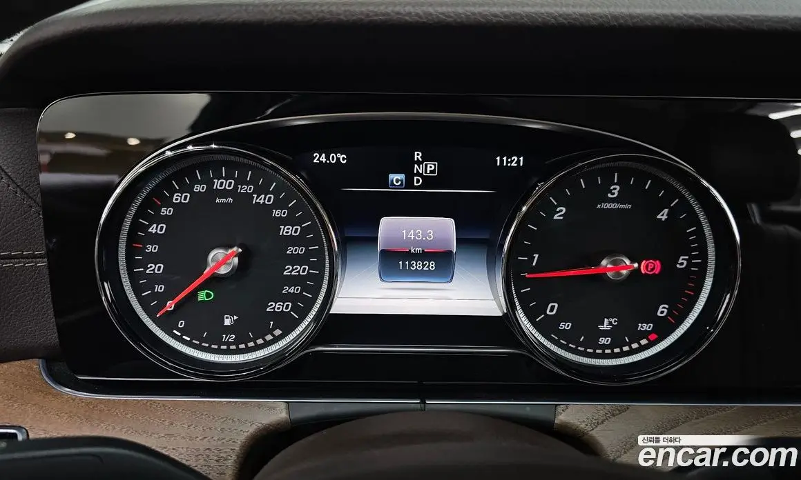 Mercedes-Benz E-Class 2017 1.9 автомат (гидро), фото 8