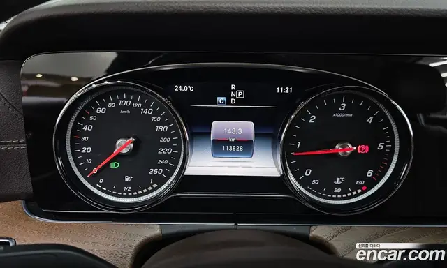Mercedes-Benz E-Class 2017 1.9 автомат (гидро), миниатюра 8