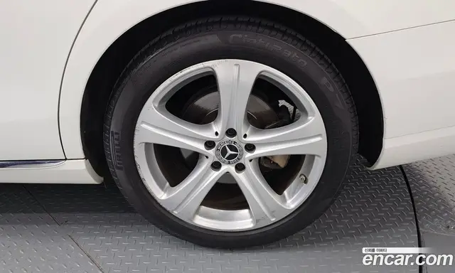 Mercedes-Benz E-Class 2017 2.0 автомат (гидро), миниатюра 7