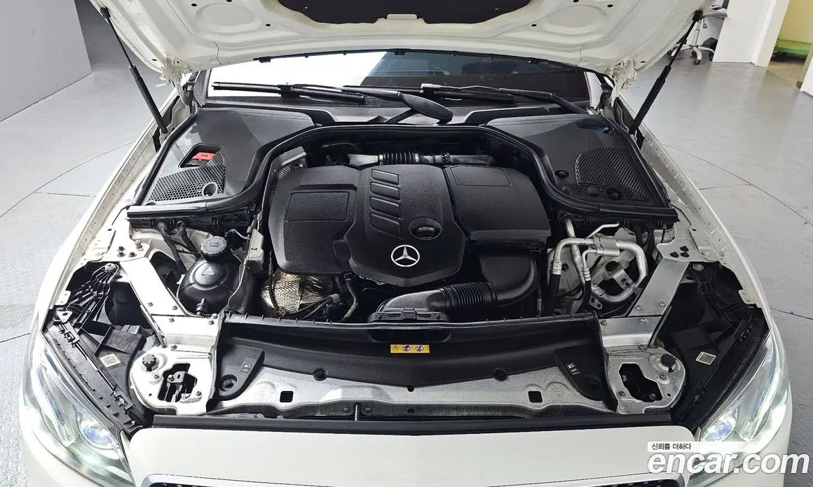 Mercedes-Benz E-Class 2017 1.9 автомат (гидро), фото 5