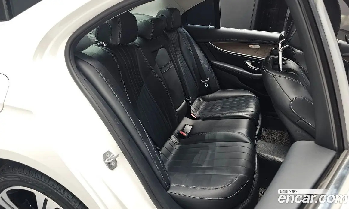 Mercedes-Benz E-Class 2017 1.9 автомат (гидро), фото 11