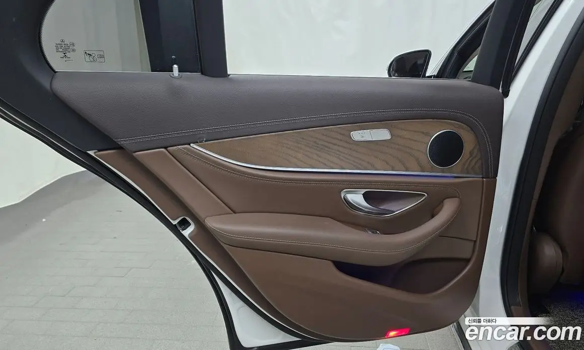 Mercedes-Benz E-Class 2018 1.9 автомат (гидро), фото 15