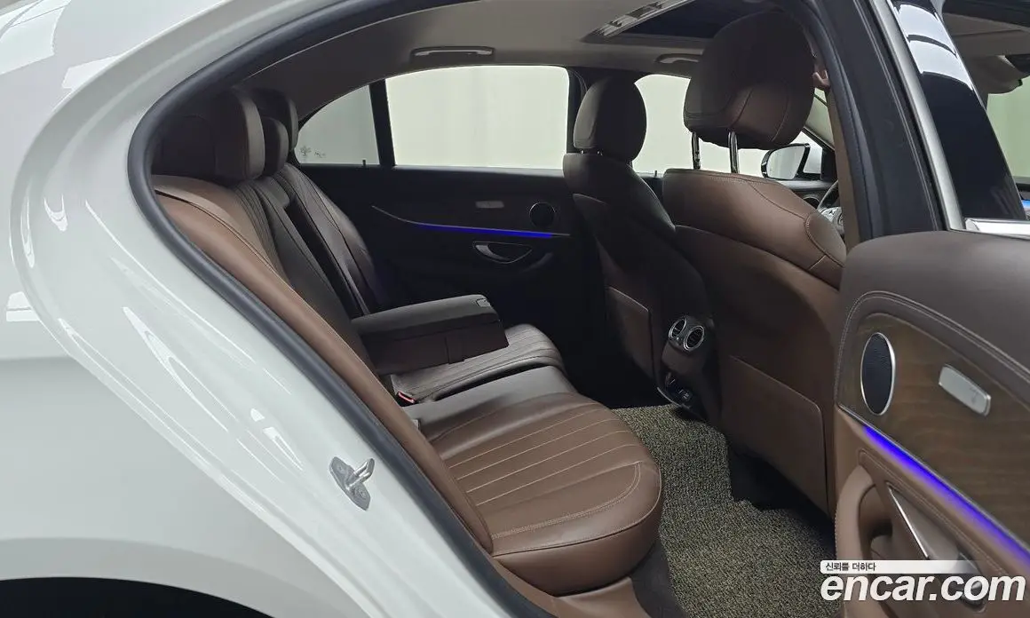 Mercedes-Benz E-Class 2018 1.9 автомат (гидро), фото 17