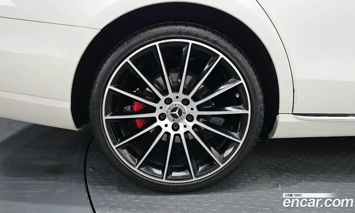 Mercedes-Benz E-Class 2018 2.0 автомат (гидро), фото 5