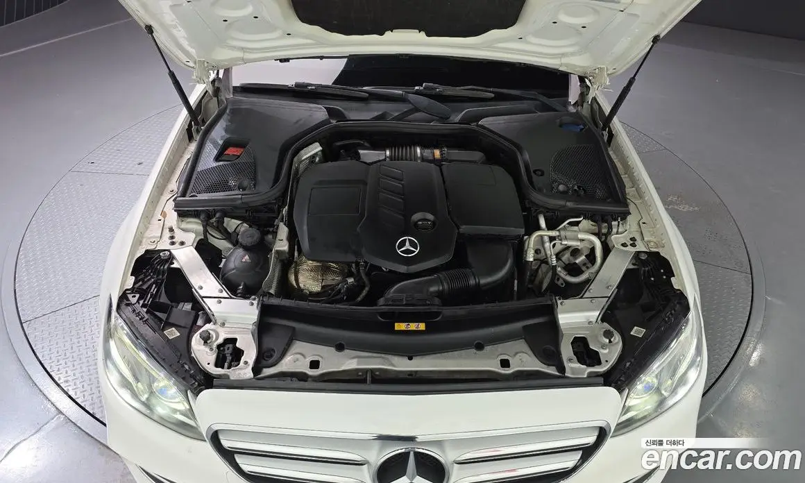 Mercedes-Benz E-Class 2018 1.9 автомат (гидро), фото 6