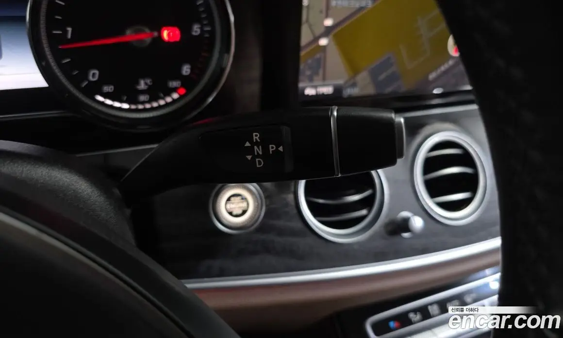Mercedes-Benz E-Class 2018 1.9 автомат (гидро), фото 9