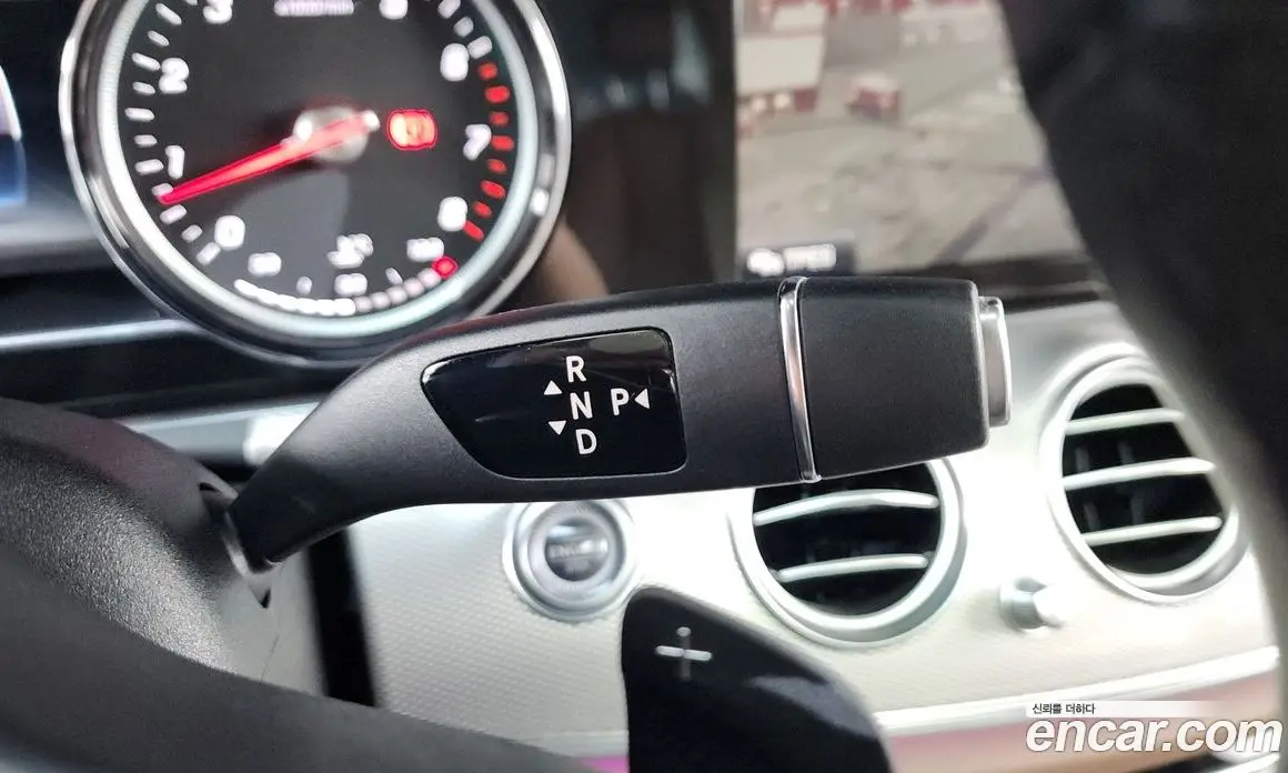 Mercedes-Benz E-Class 2018 2.0 автомат (гидро), фото 12