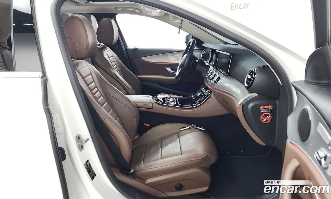 Mercedes-Benz E-Class 2018 2.0 автомат (гидро), фото 16