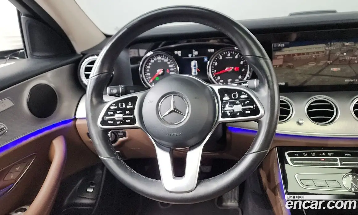 Mercedes-Benz E-Class 2018 2.0 автомат (гидро), фото 19