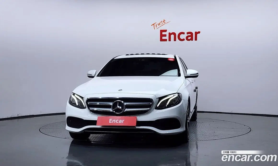 Mercedes-Benz E-Class 2018 2.0 автомат (гидро), фото 3