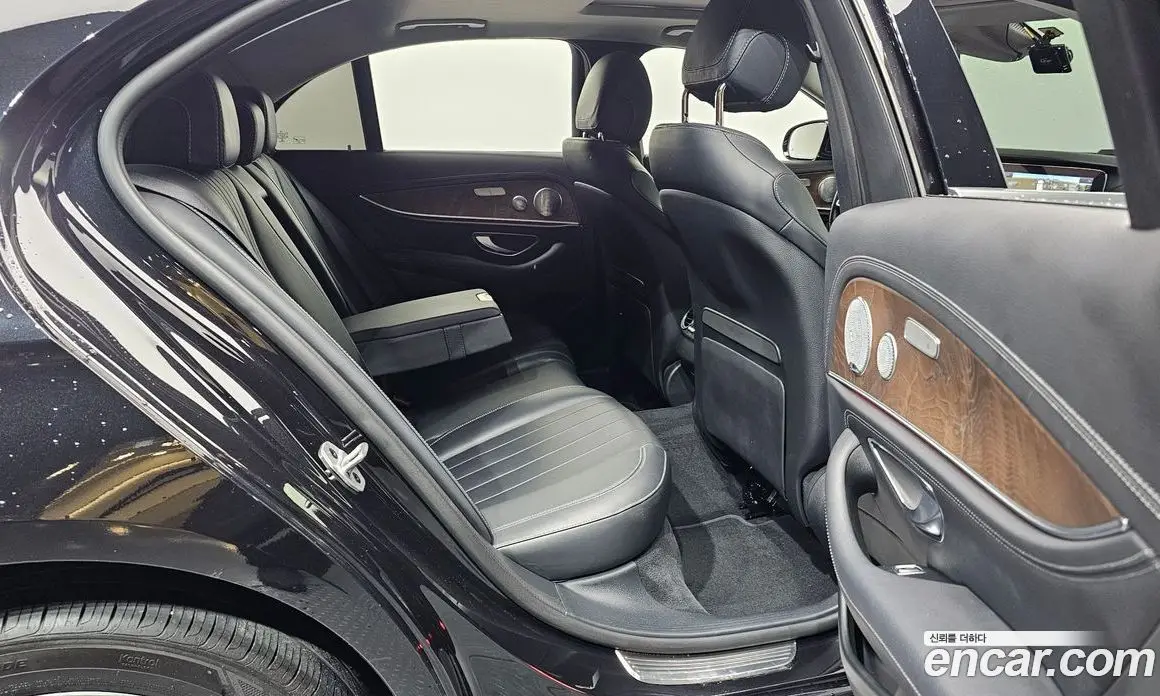 Mercedes-Benz E-Class 2018 2.0 автомат (гидро), фото 11