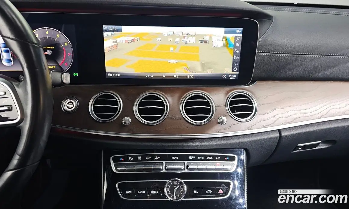 Mercedes-Benz E-Class 2018 2.0 автомат (гидро), фото 14