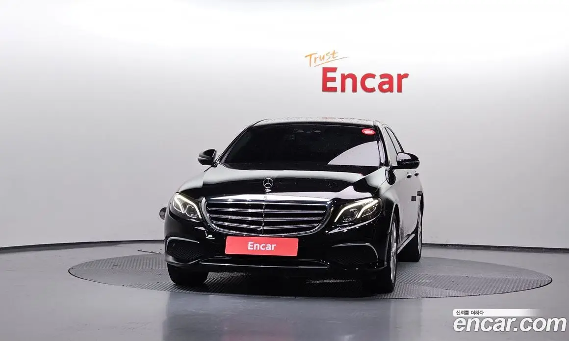 Mercedes-Benz E-Class 2018 2.0 автомат (гидро), фото 3
