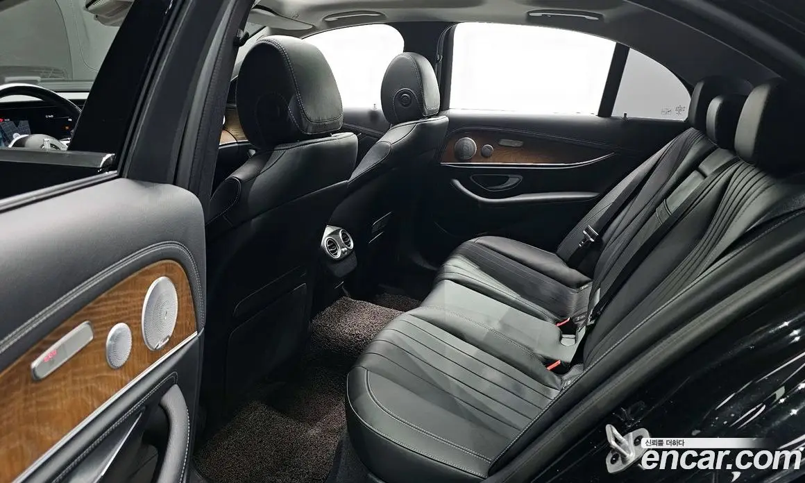 Mercedes-Benz E-Class 2019 2.0 автомат (гидро), фото 12