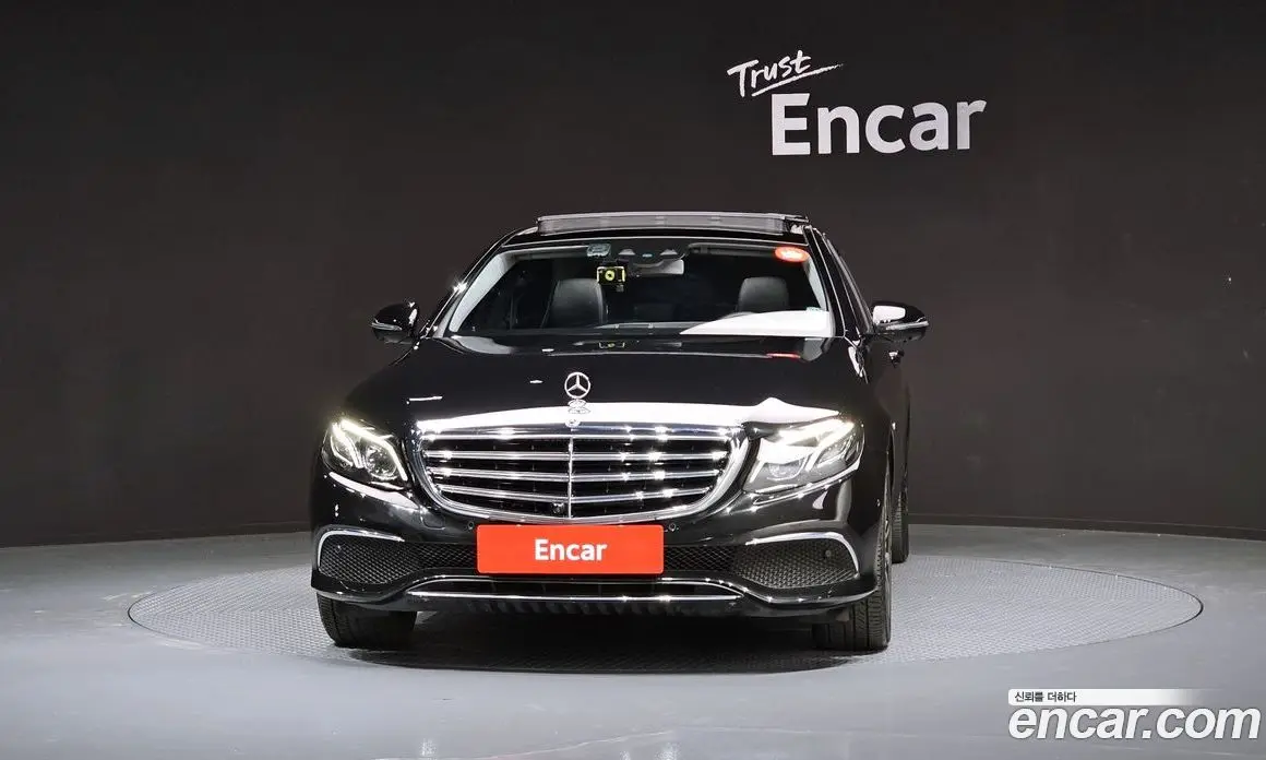 Mercedes-Benz E-Class 2019 2.0 автомат (гидро), фото 3