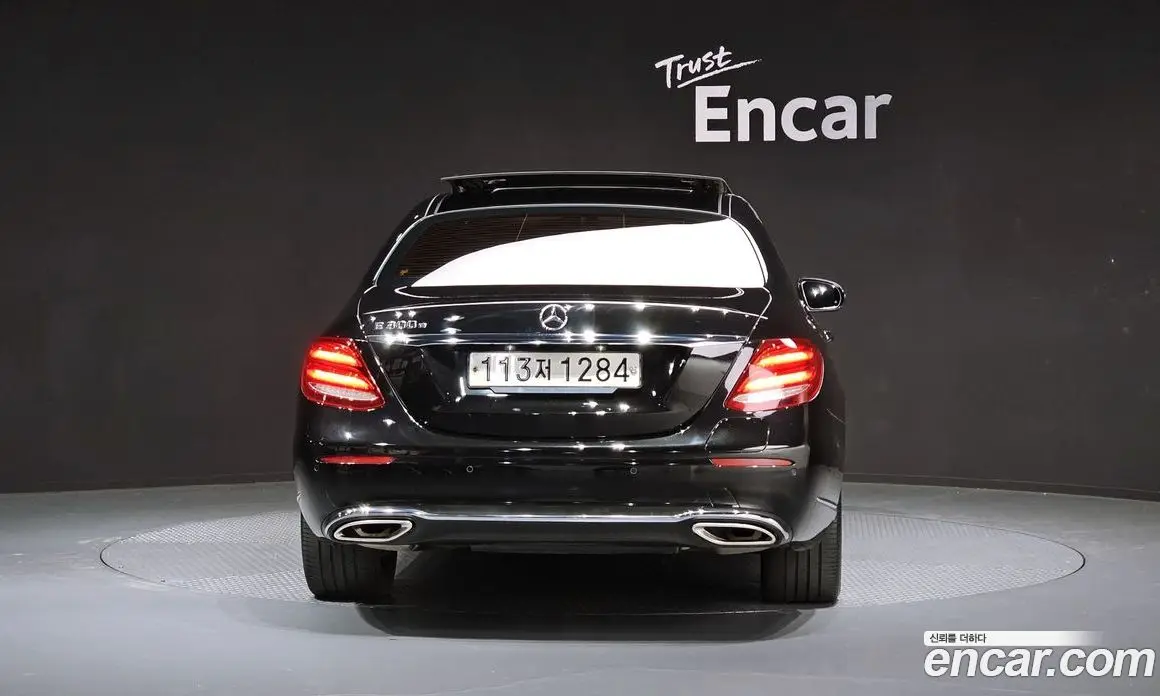Mercedes-Benz E-Class 2019 2.0 автомат (гидро), фото 4