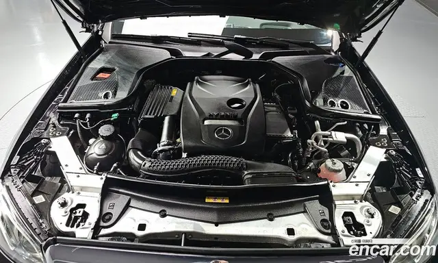 Mercedes-Benz E-Class 2019 2.0 автомат (гидро), миниатюра 6