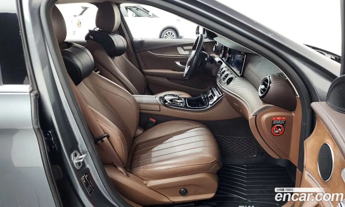 Mercedes-Benz E-Class 2019 1.9 автомат (гидро), фото 16
