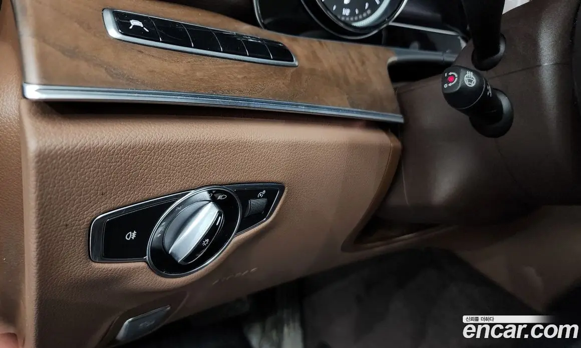 Mercedes-Benz E-Class 2019 1.9 автомат (гидро), фото 26