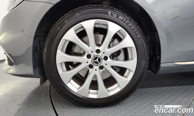 Mercedes-Benz E-Class 2019 1.9 автомат (гидро), миниатюра 5