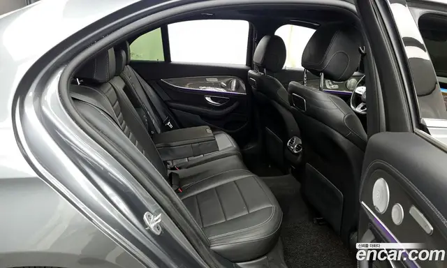 Mercedes-Benz E-Class 2019 2.0 автомат (гидро), миниатюра 12