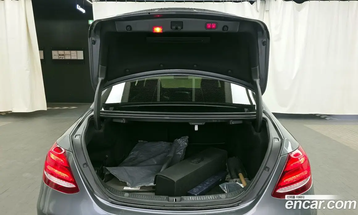 Mercedes-Benz E-Class 2019 2.0 автомат (гидро), фото 20