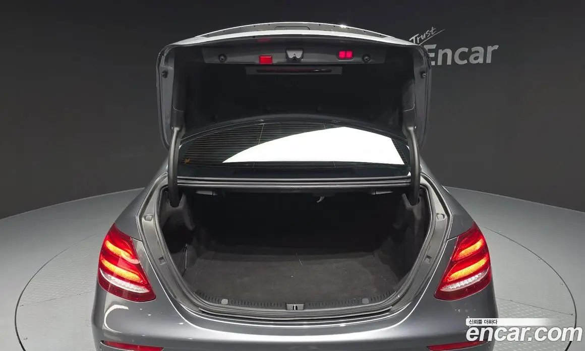 Mercedes-Benz E-Class 2020 3.0 автомат (гидро), фото 26