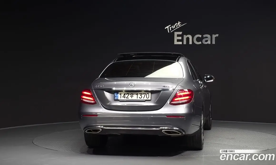 Mercedes-Benz E-Class 2020 3.0 автомат (гидро), фото 4