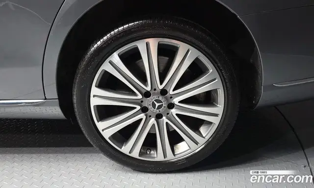 Mercedes-Benz E-Class 2020 3.0 автомат (гидро), миниатюра 5
