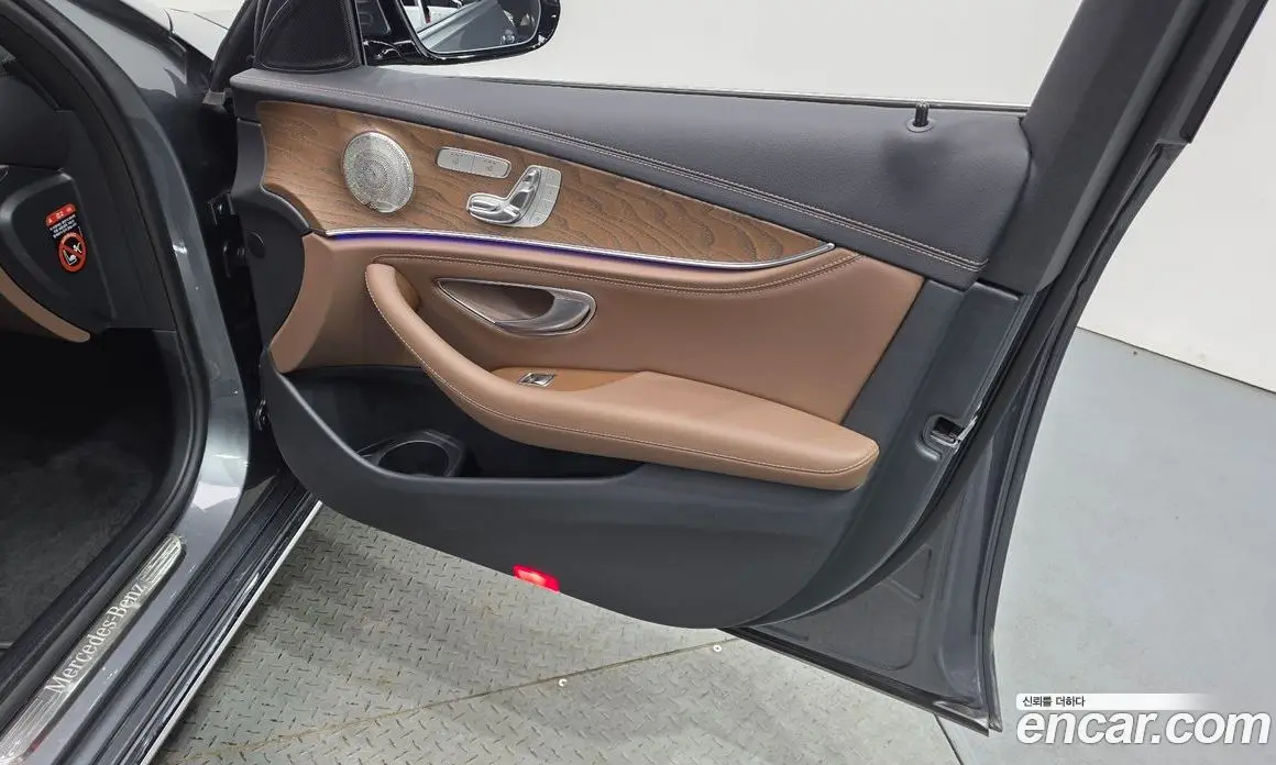 Mercedes-Benz E-Class 2022 2.0 автомат (гидро), фото 14