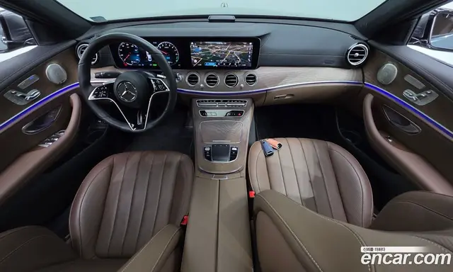 Mercedes-Benz E-Class 2022 2.0 автомат (гидро), миниатюра 10