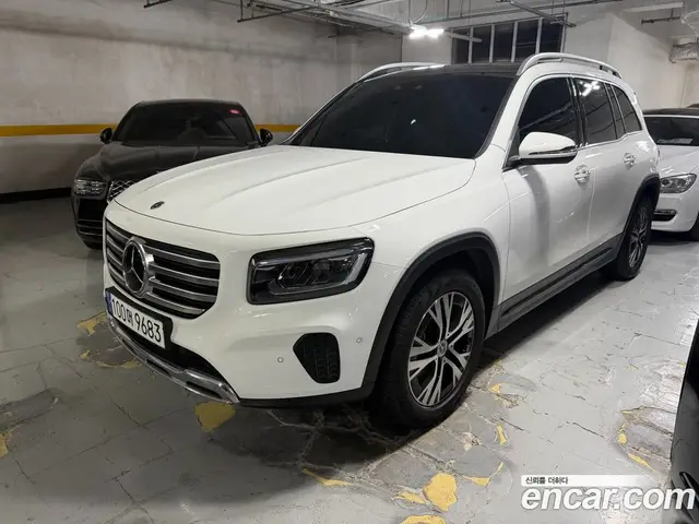 Mercedes-Benz GLB-Class 2024 1.9 автомат (гидро), миниатюра 2