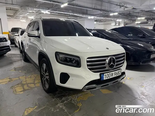 Mercedes-Benz GLB-Class 2024 1.9 автомат (гидро), миниатюра 3