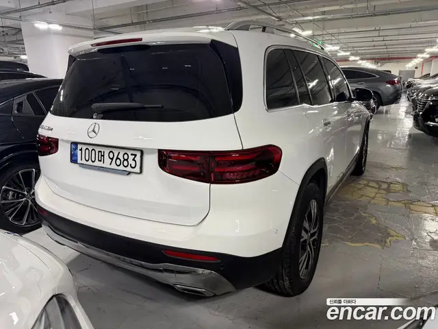 Mercedes-Benz GLB-Class 2024 1.9 автомат (гидро), миниатюра 5