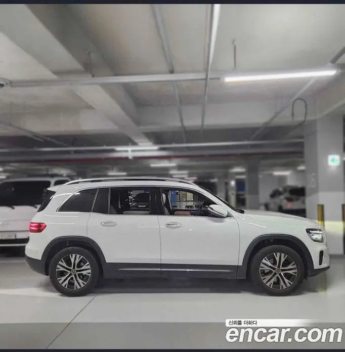 Mercedes-Benz GLB-Class 2024 1.9 автомат (гидро), фото 8