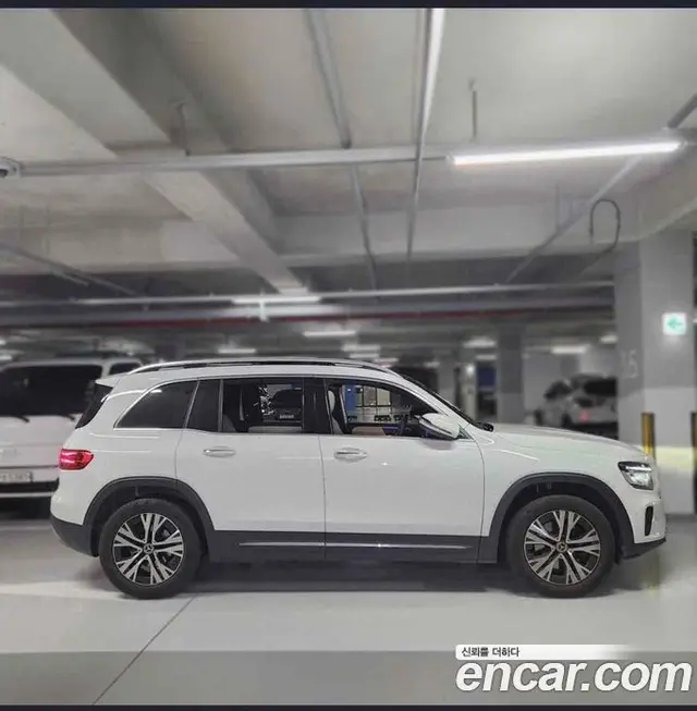 Mercedes-Benz GLB-Class 2024 1.9 автомат (гидро), миниатюра 8