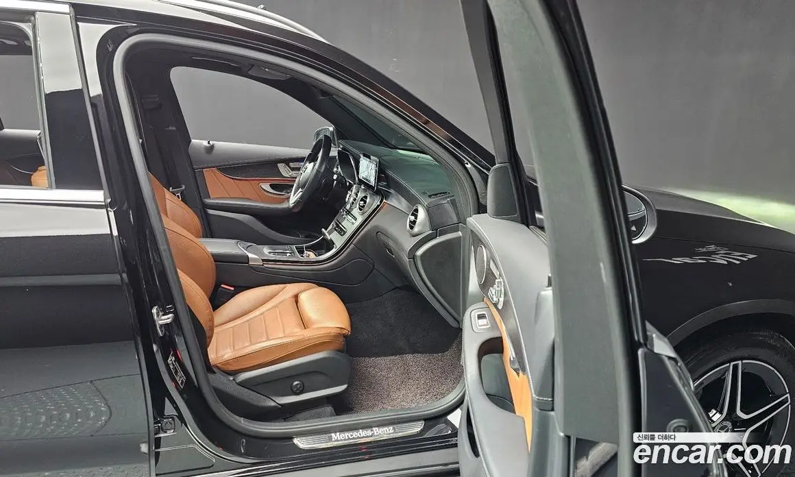Mercedes-Benz GLC-Class 2022 2.0 автомат (гидро), фото 11