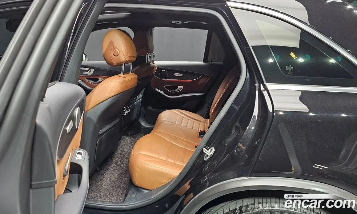 Mercedes-Benz GLC-Class 2022 2.0 автомат (гидро), фото 12