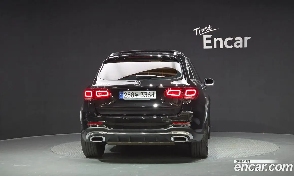 Mercedes-Benz GLC-Class 2022 2.0 автомат (гидро), фото 4