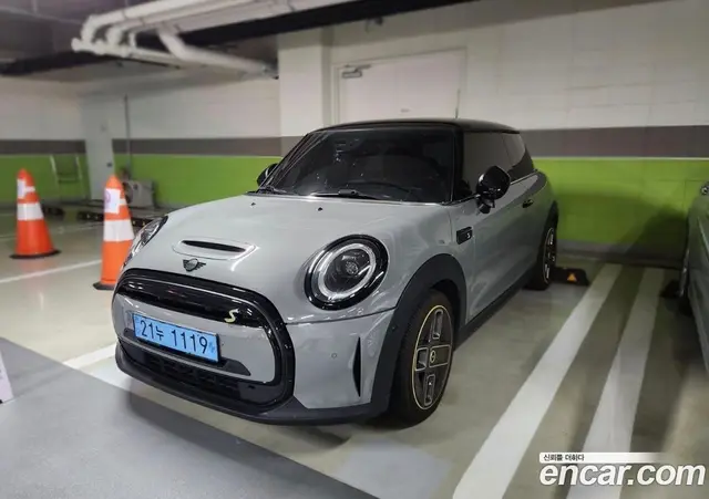 Mini Cooper 2022 автомат (гидро), миниатюра 2