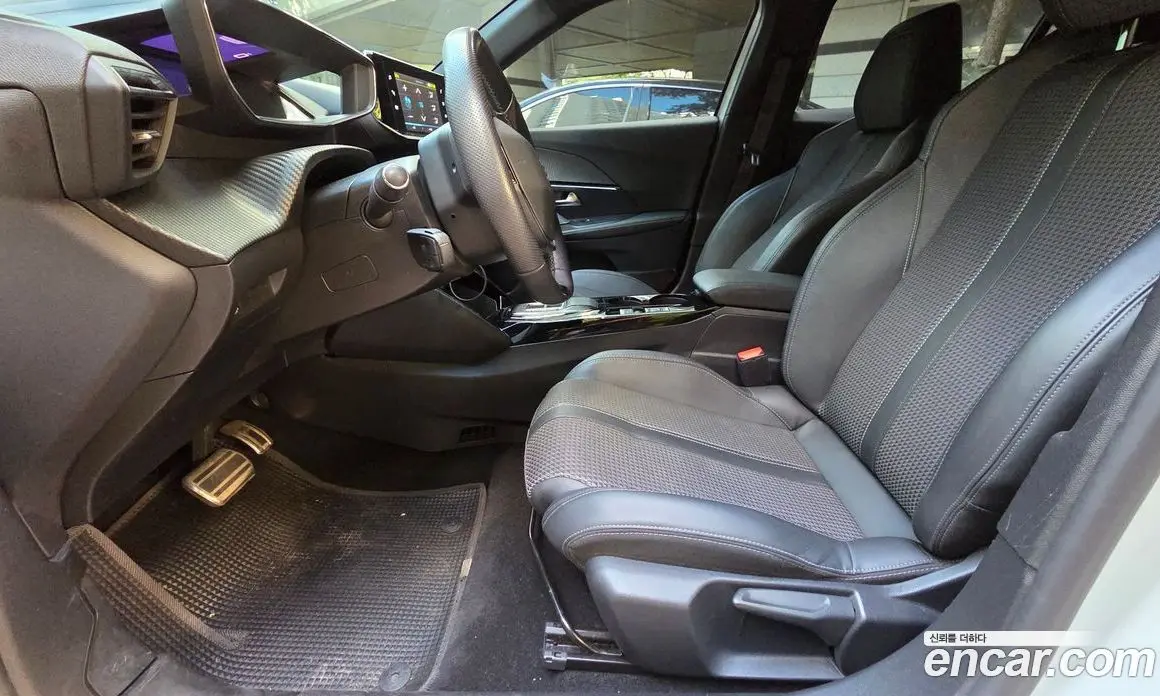 Peugeot 2008 2022 2.0 автомат (гидро), фото 14