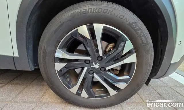 Peugeot 2008 2022 2.0 автомат (гидро), миниатюра 8