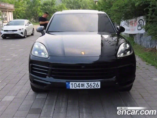 Porsche Cayenne 2021 3.0 автомат (гидро), миниатюра 2